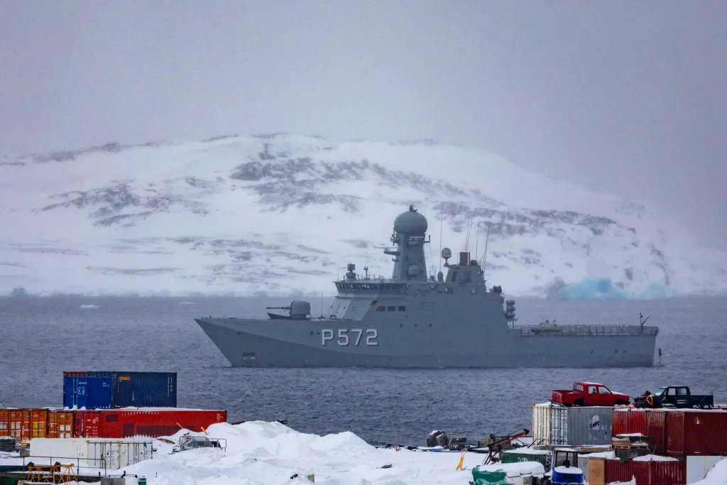 Politik AS dan Strategi Luar Negeri: Dampak Isu NATO, Greenland, dan Intervensi Internasional